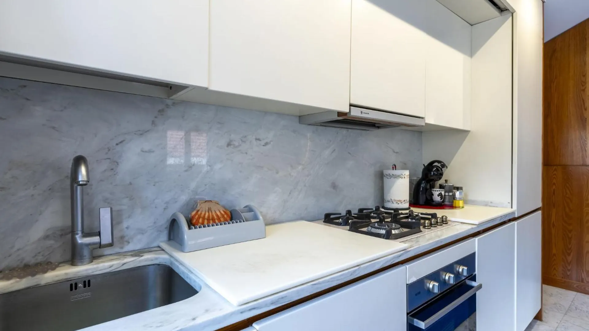 נולי Apartment Torre Antica-1 By Interhome